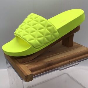 🌼3/$13🌼BUNDLE DEAL! Fashion Nova Divine Neon Yellow Slide-On Sandal